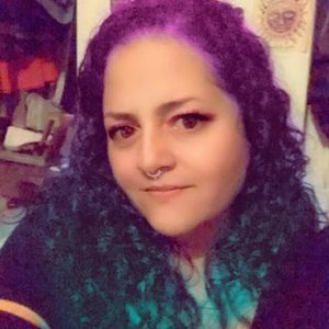 Meet your Posher, Suzanne